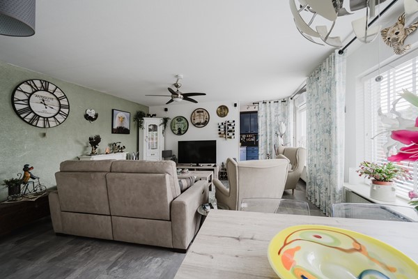 Medium property photo - Johanna Engwirda-Agricolastraat 15, 3207 DA Spijkenisse